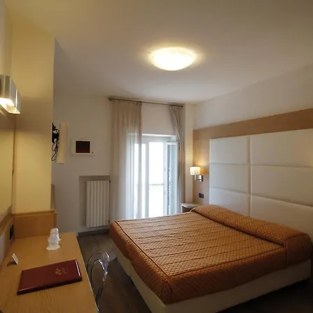 Europa Szálloda Desenzano del Garda