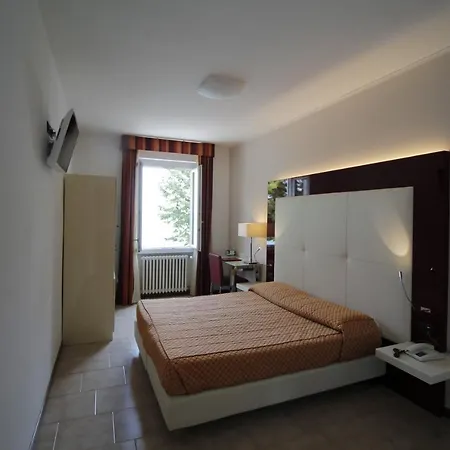 Europa Szálloda Desenzano del Garda
