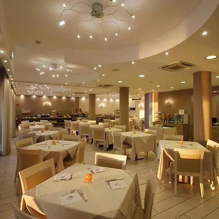 Europa Hotel 3*