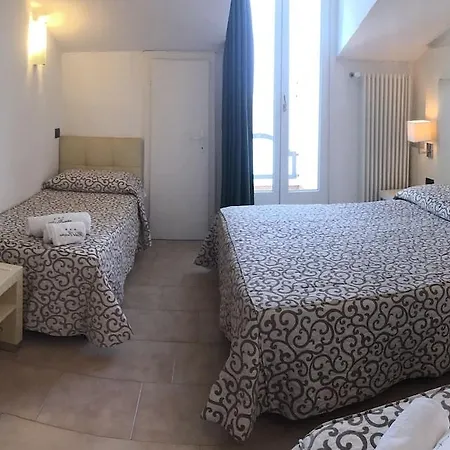 Europa Hotell 3*