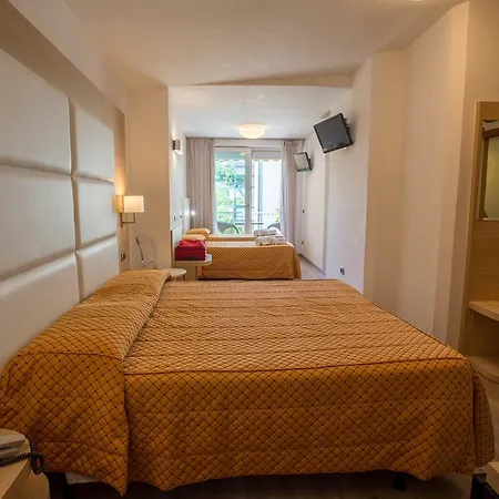 Europa Hotel 3*